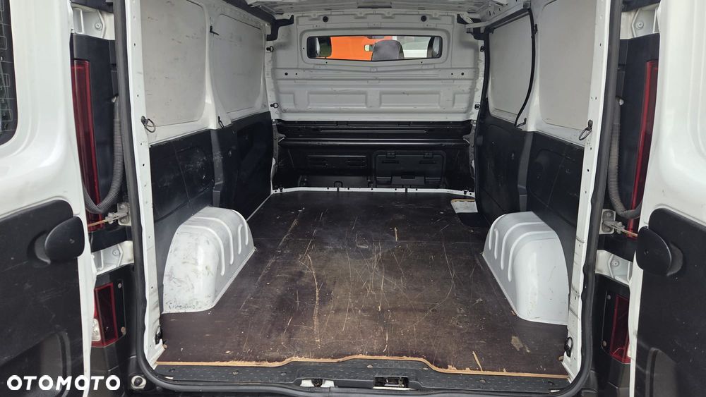 Renault Trafic - 15