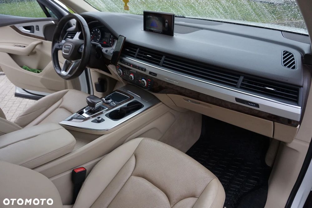 Audi Q7 - 28