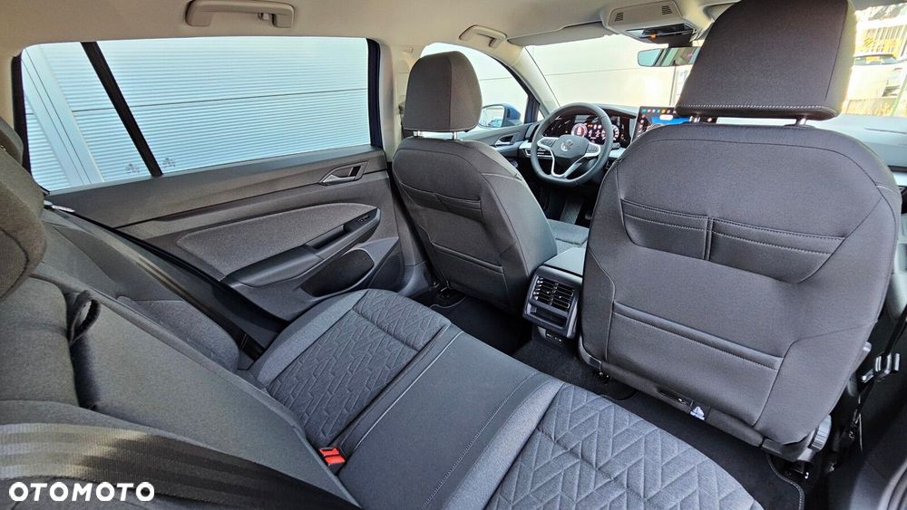 Volkswagen Golf Variant - 28