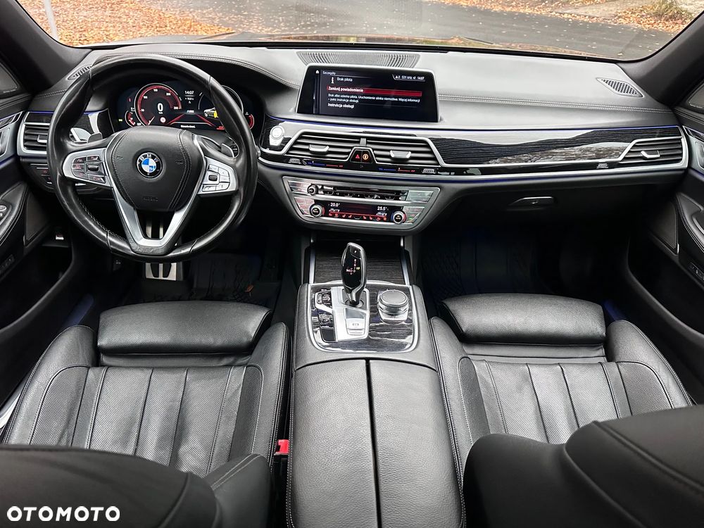 BMW Seria 7 730d xDrive - 28