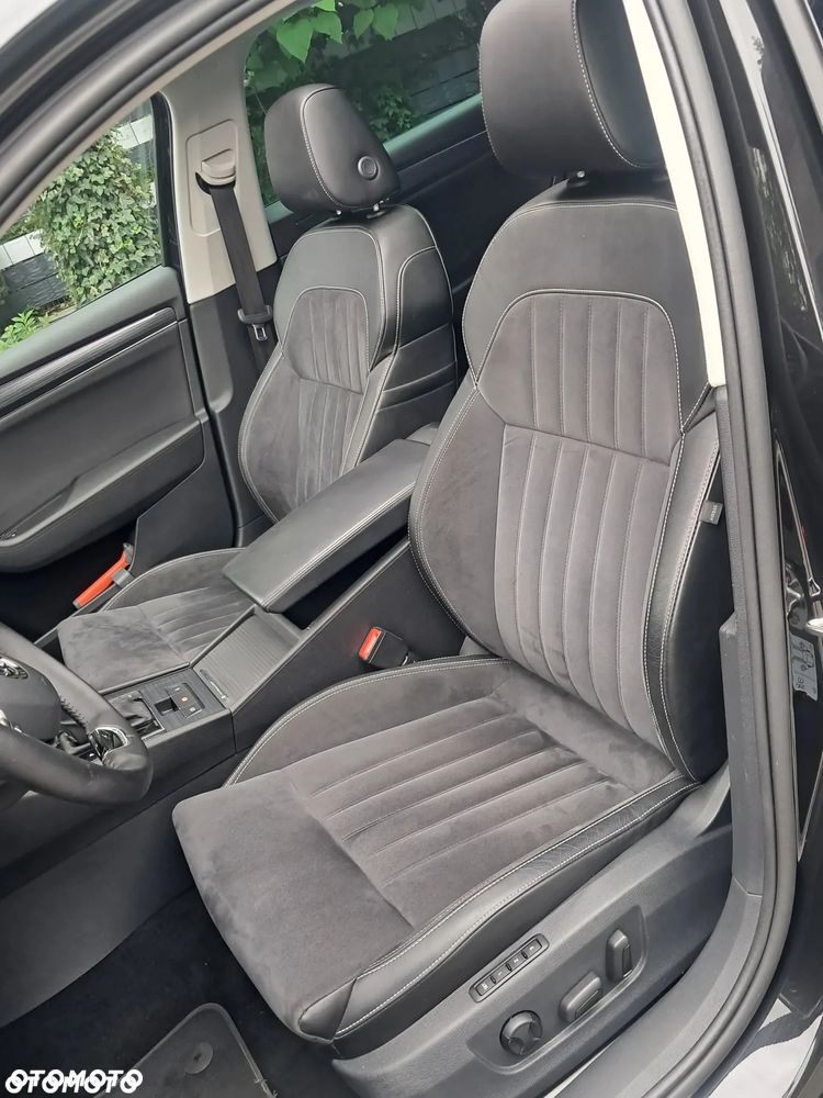Skoda Superb 2.0 TDI DSG Premium Edition - 21