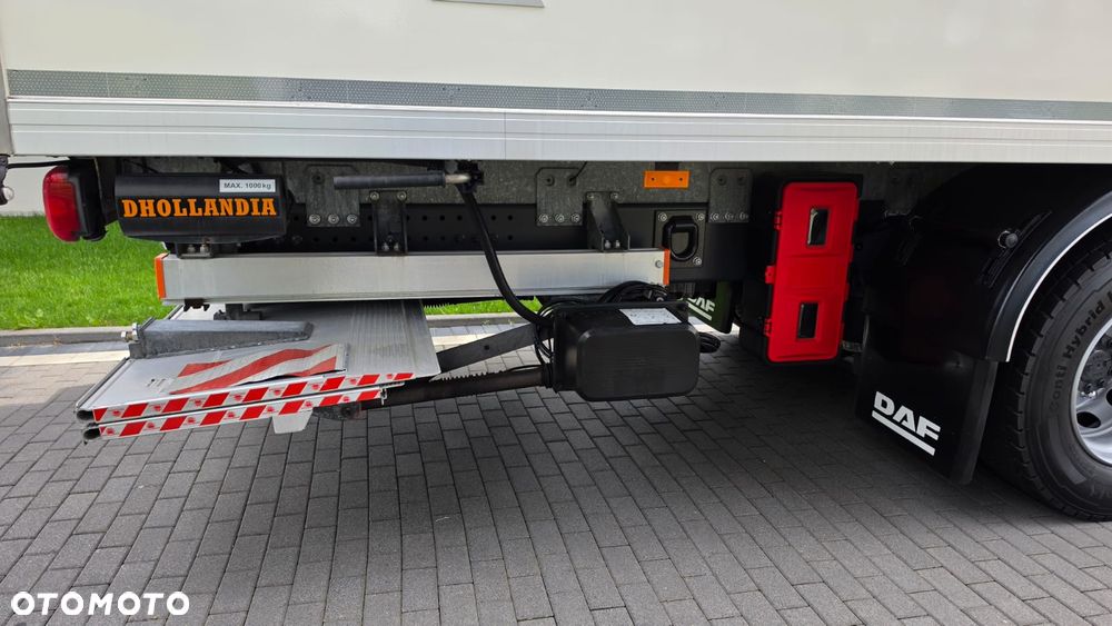 DAF XF 430/// 2022/// PRZEB: 188000 KM/// CHŁODNIA/// THERMO-KING/// WINDA/// STAN JAK NOWY! - 17