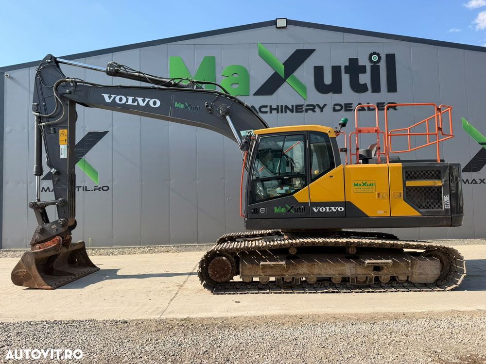 Volvo EC250EL Excavator - 1