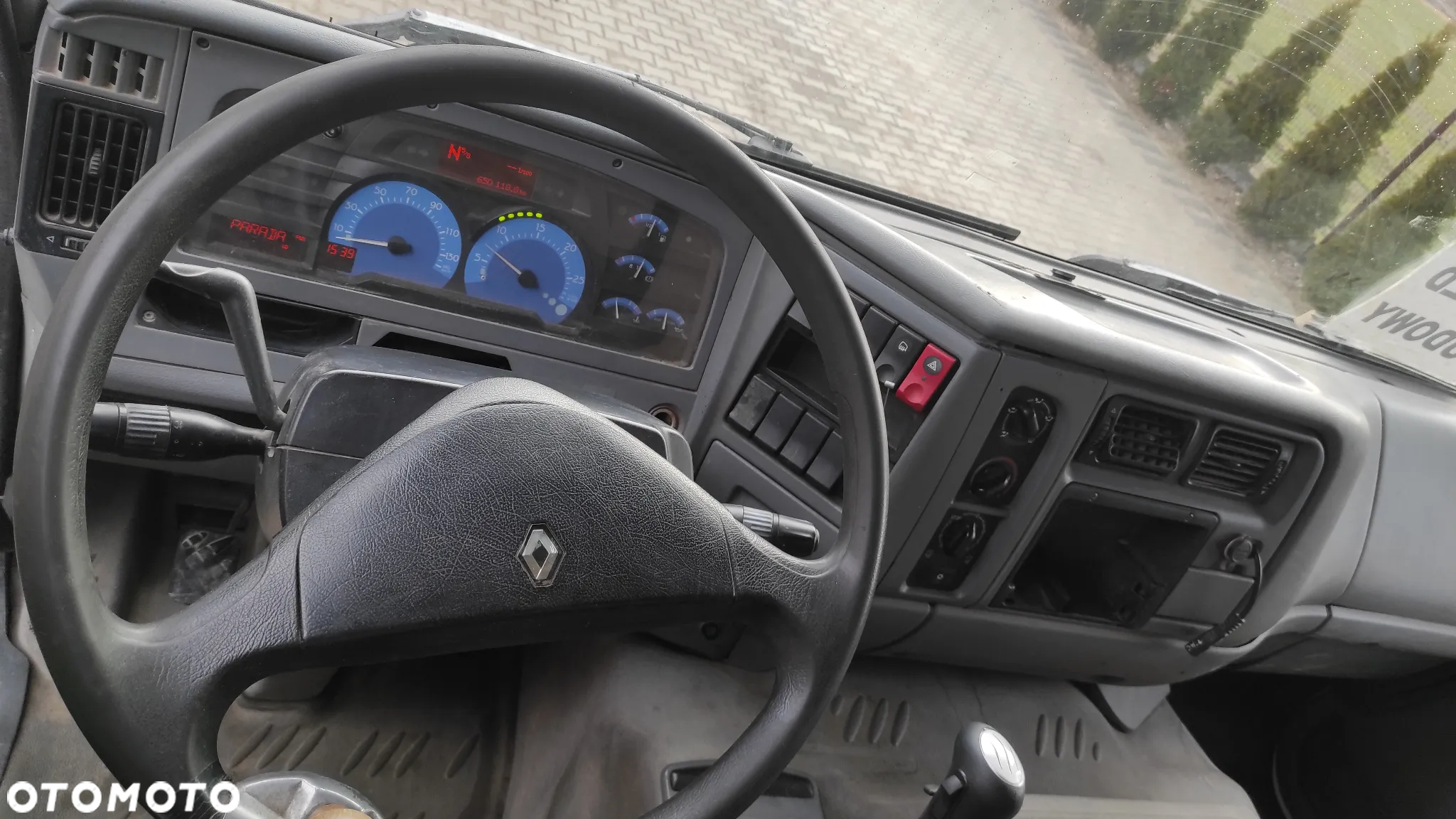 Renault Kerax 370 DCI - 10