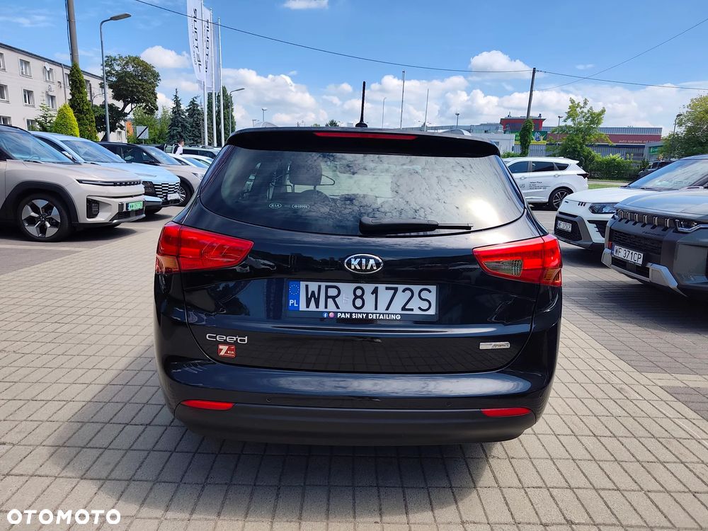 Kia Ceed 1.6 GDI L - 5