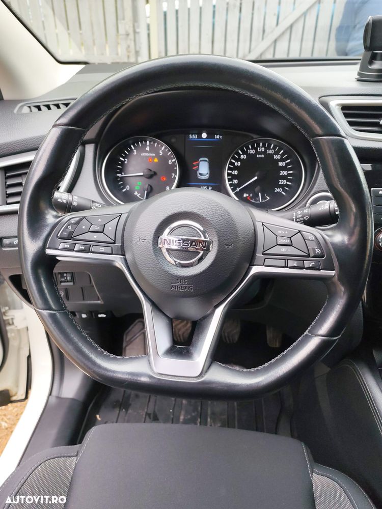 Nissan Qashqai 1.3 138CP 2WD N-Connecta - 6