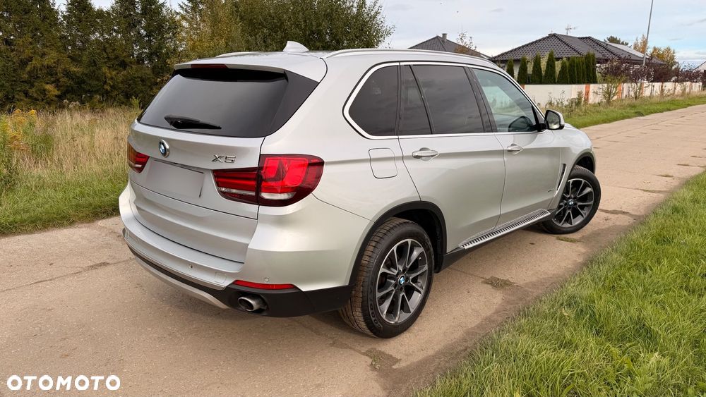 BMW X5 xDrive35i Sport-Aut - 6