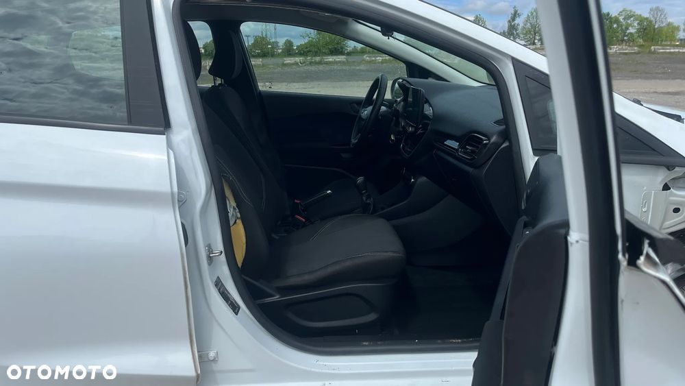 Ford Fiesta 1.1 S&S COOL&CONNECT - 20
