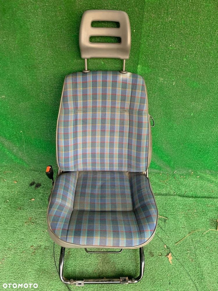 Fotel przedni Lewy kierowcy Fiat Uno 3D oraz 5D 91-02 W-wa