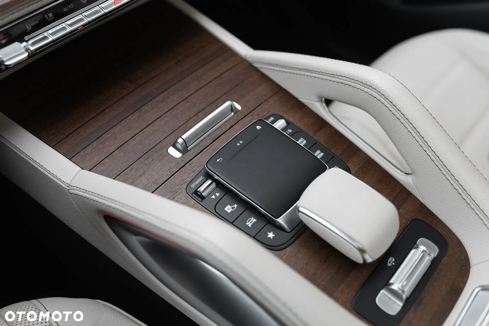 Mercedes-Benz GLS 400 d 4-Matic - 23
