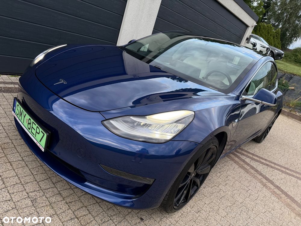 Tesla Model 3 Langstreckenbatterie Allradantrieb Dual Motor Performance - 15