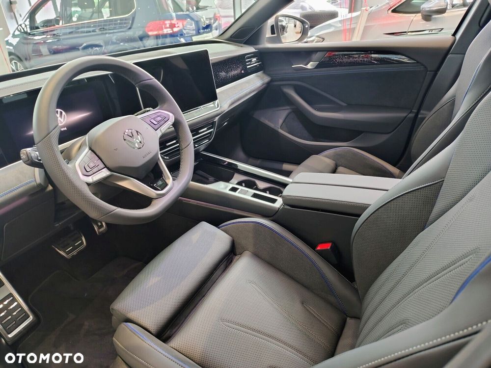 Volkswagen Passat - 17