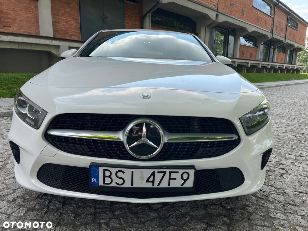 Mercedes-Benz Klasa A 180 Edition 1 7G-DCT - 4