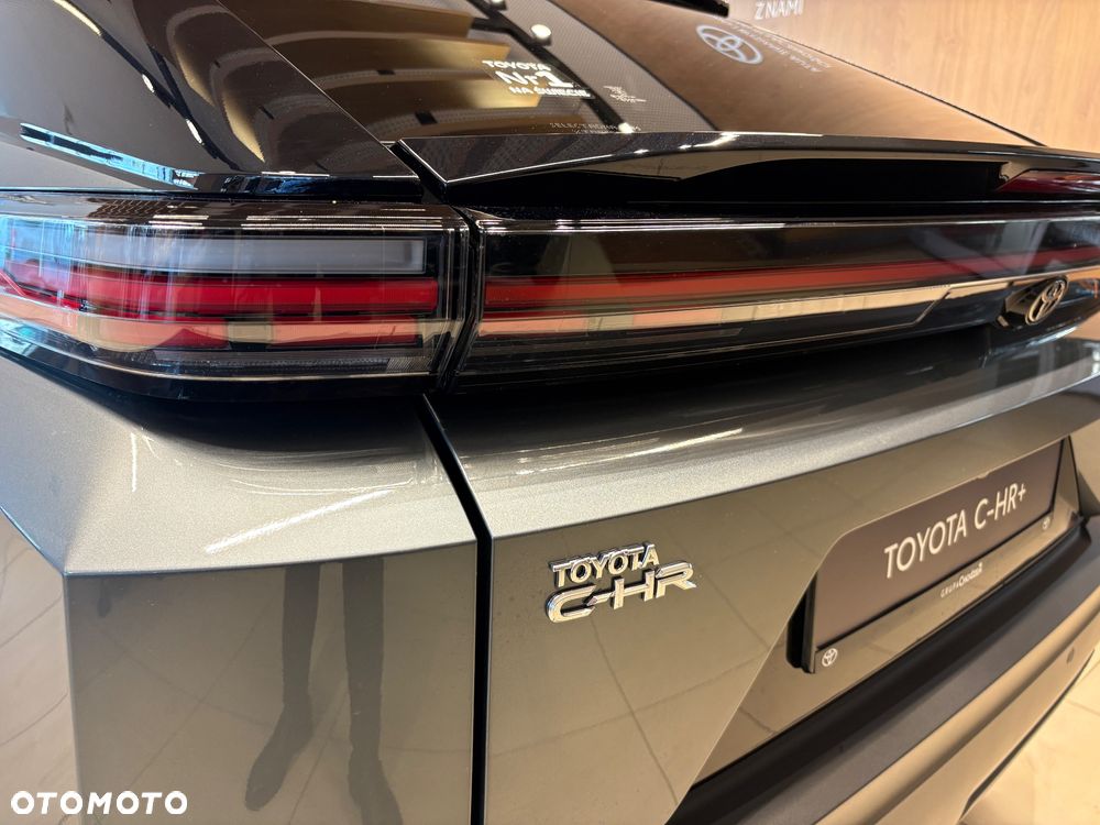 Toyota C-HR+ - 11