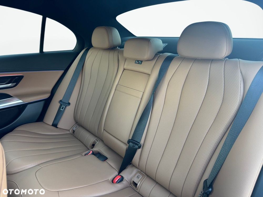 Mercedes-Benz Klasa E - 13