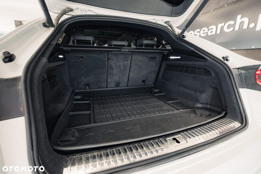 Audi SQ8 TFSI Quattro Tiptronic - 35