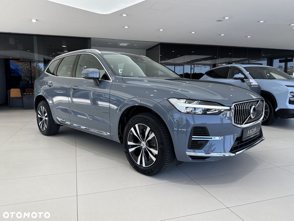 Volvo XC 60 T6 Plug-In Hybrid AWD Inscription - 6