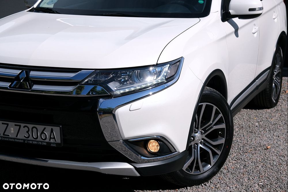 Mitsubishi Outlander - 1