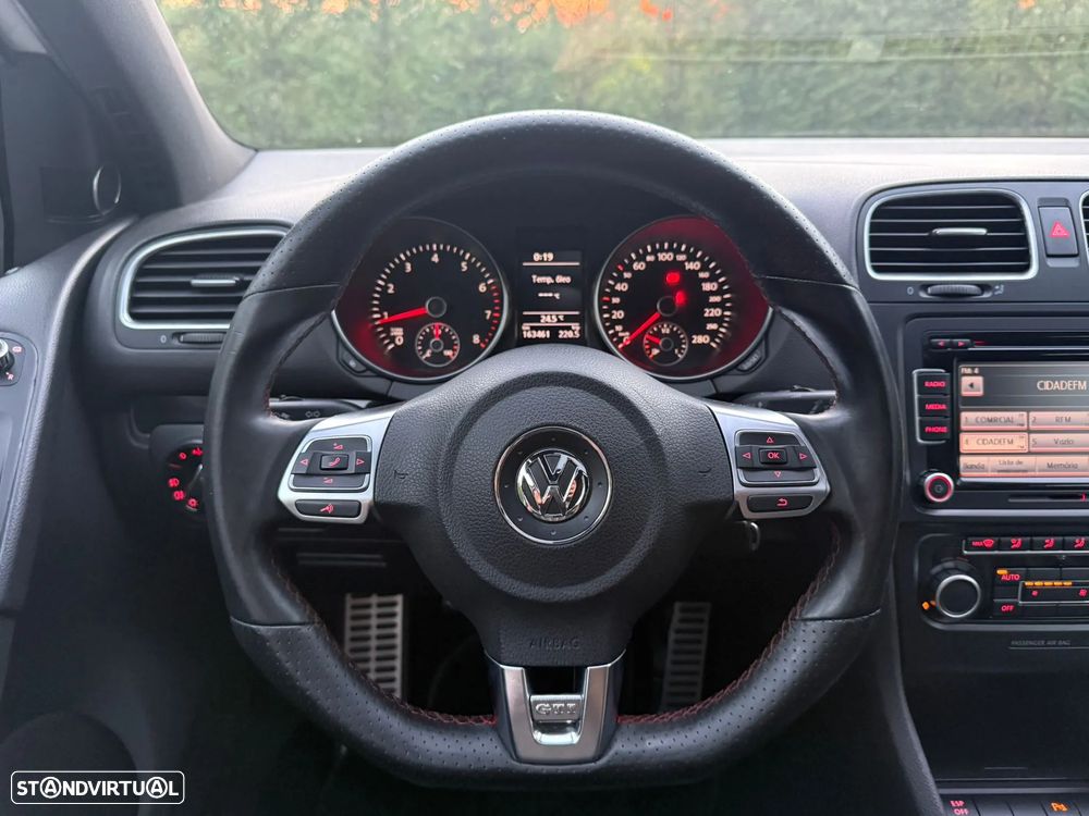 VW Golf 2.0 GTi - 11