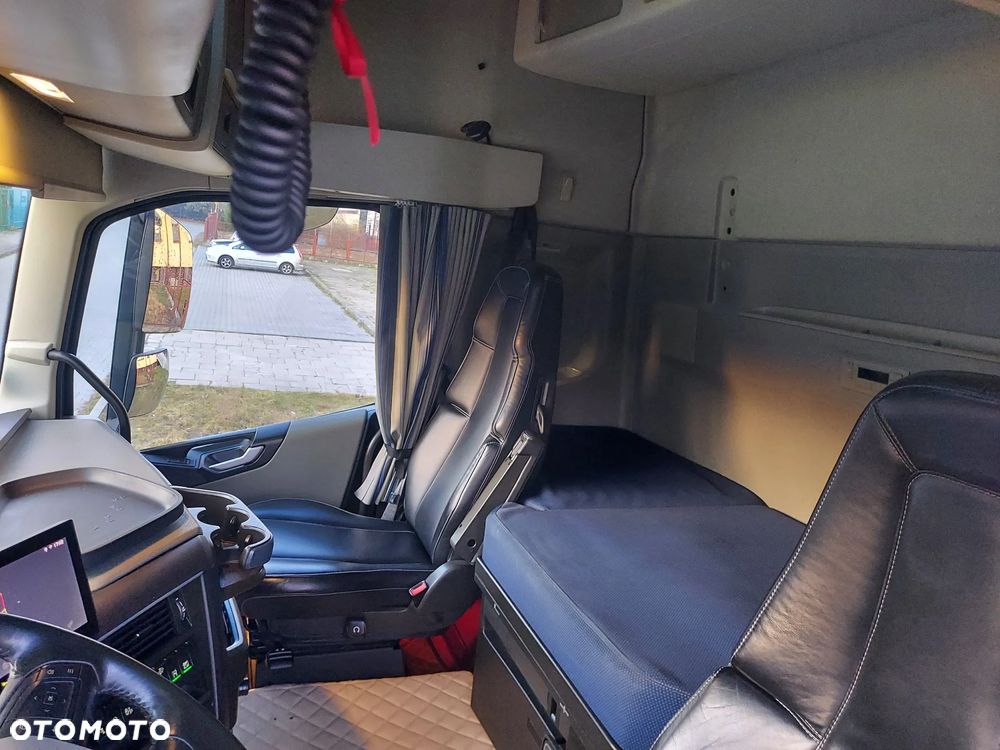 Volvo FH 500 Sprowadzony z Niemiec BLACK EDITION, NIE I-SAVE - 13