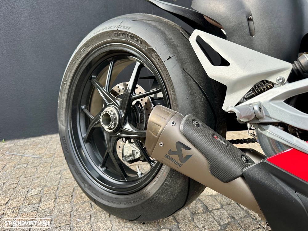 Ducati Panigale V4 S - 6