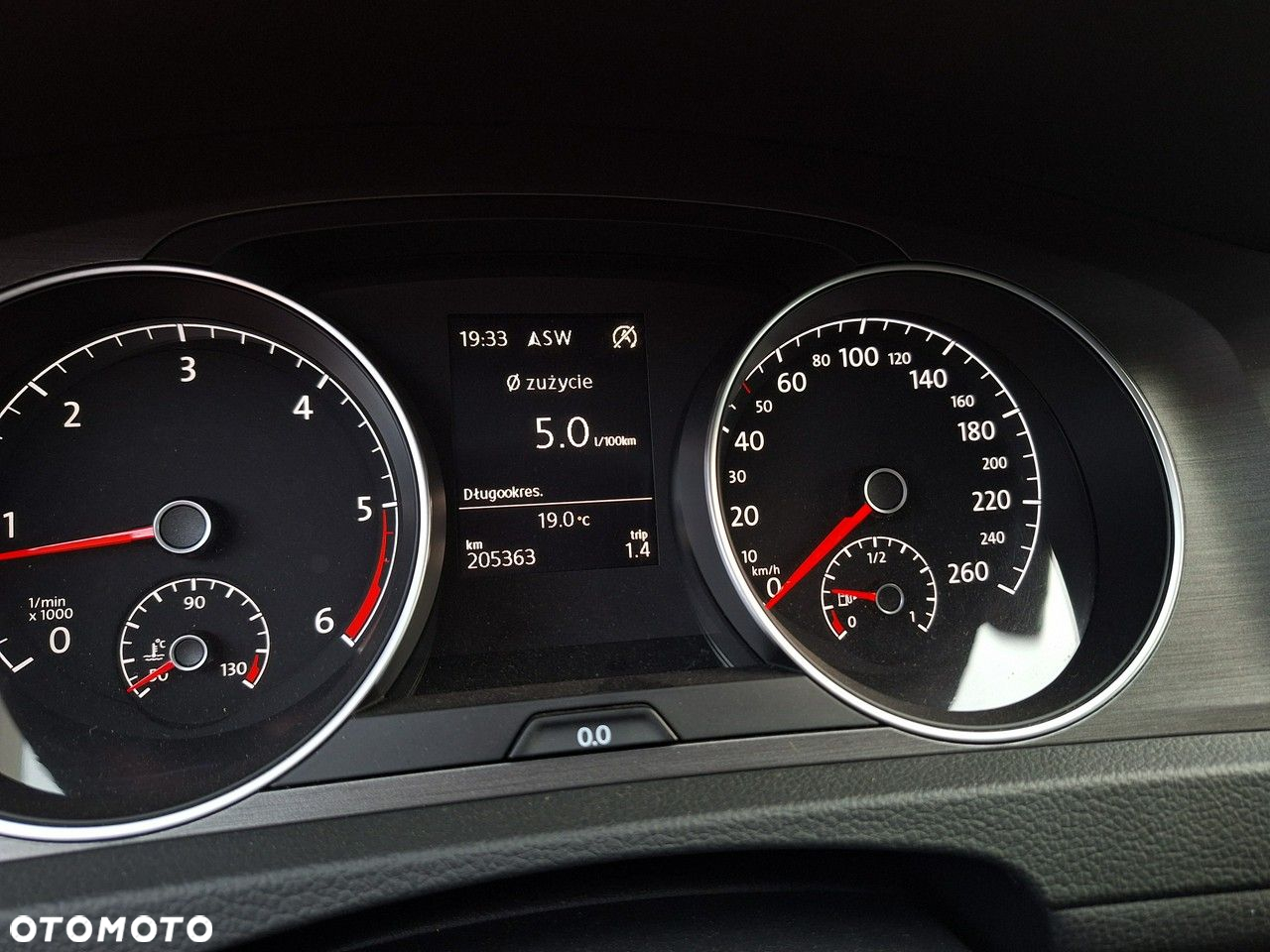 Volkswagen Golf - 20