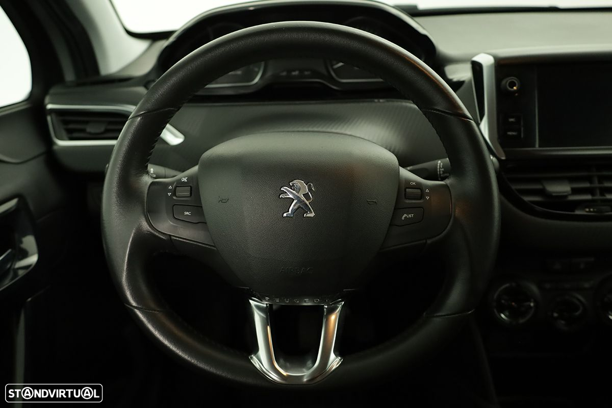 Peugeot 208 1.2 PureTech Style - 14