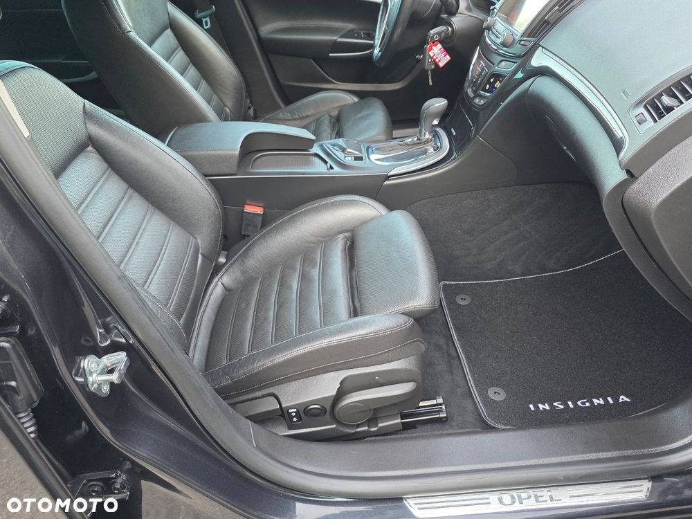 Opel Insignia 2.0 T Cosmo 4x4 - 21