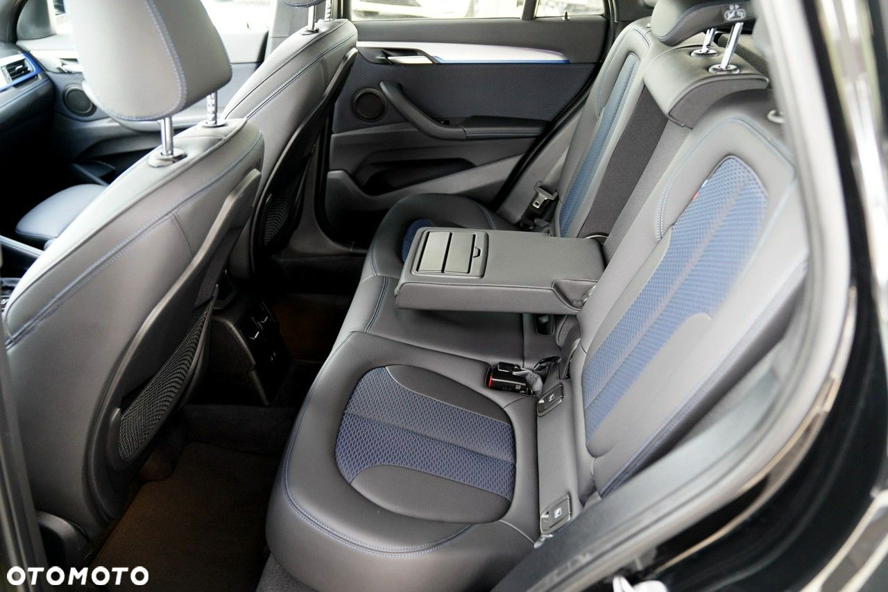 BMW X1 - 23