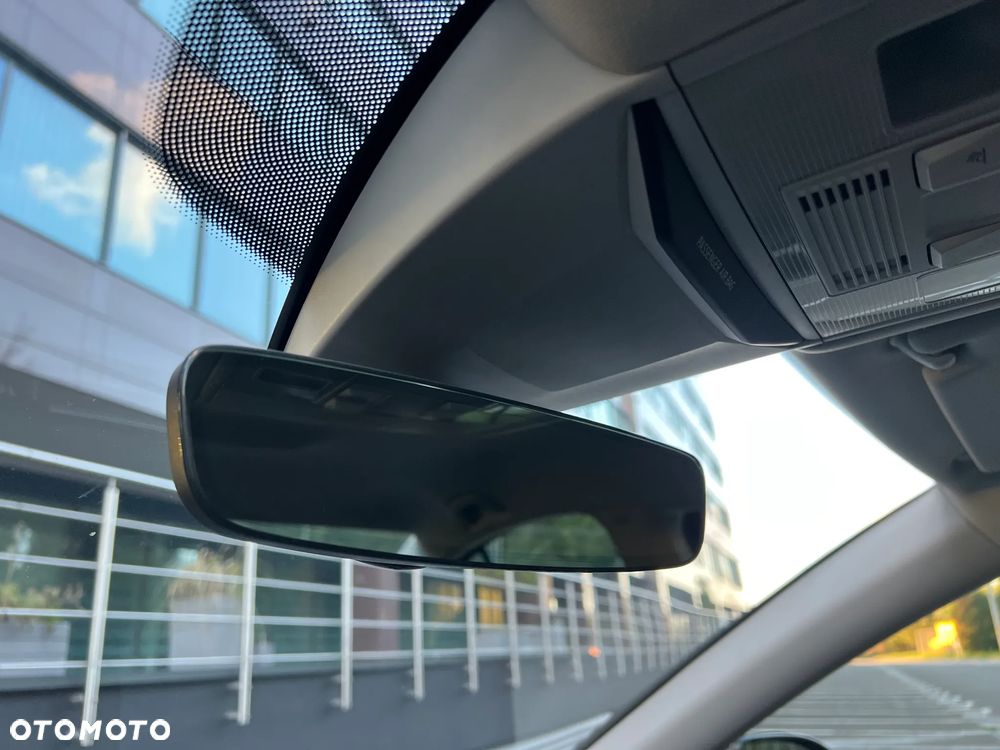 Volkswagen Passat 1.5 TSI EVO Essence - 30