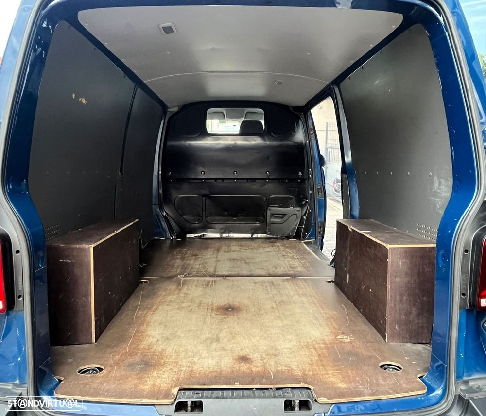 VW Transporter 2.0 TDI Extra AC - 23