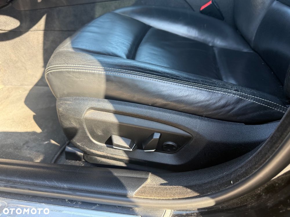 BMW Seria 5 535i xDrive Sport-Aut Modern Line - 9