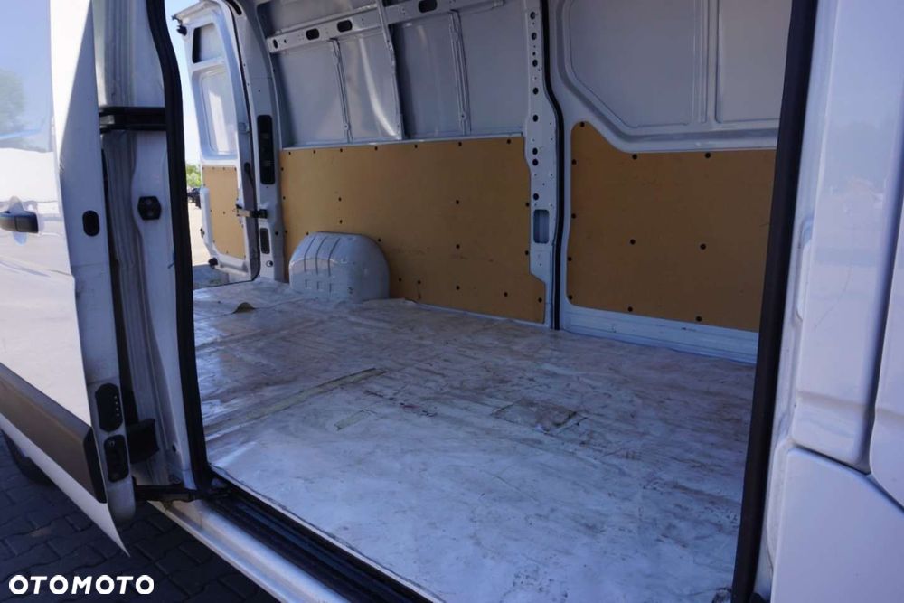 Renault Master - 9