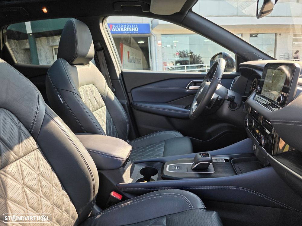 Nissan Qashqai 1.3 DIG-T Tekna + Xtronic - 28