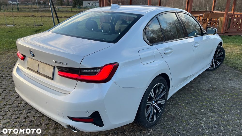 BMW Seria 3 320d Sport Line Shadow sport - 8