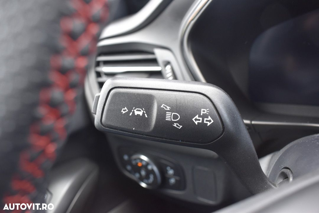 Ford Focus - 20