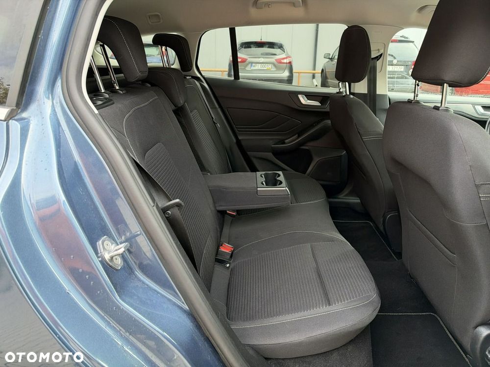 Ford Focus - 18
