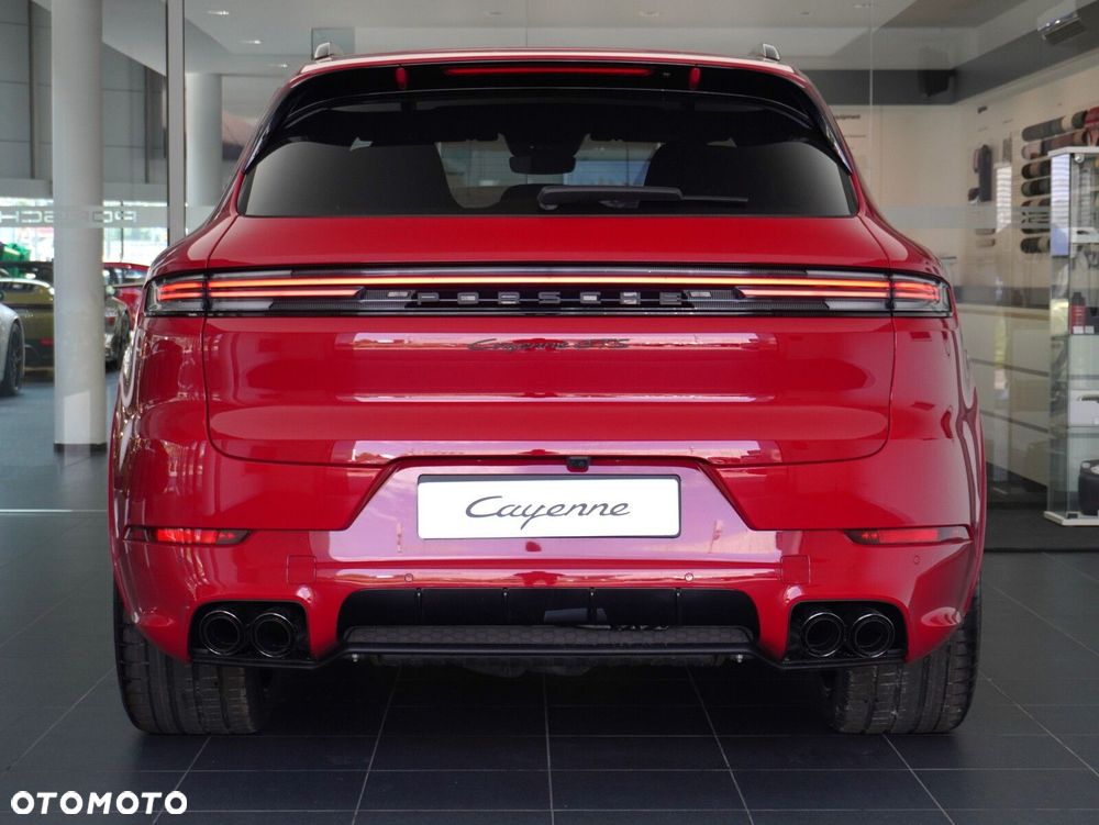 Porsche Cayenne GTS - 16