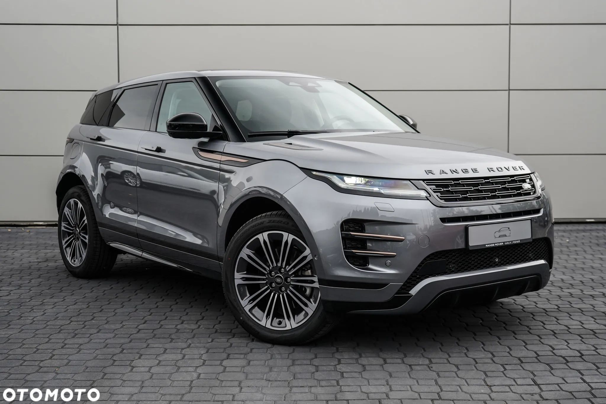 Land Rover Range Rover Evoque - 1