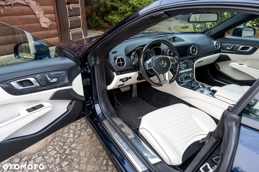 Mercedes-Benz SL 400 9G-TRONIC designo edition - 22