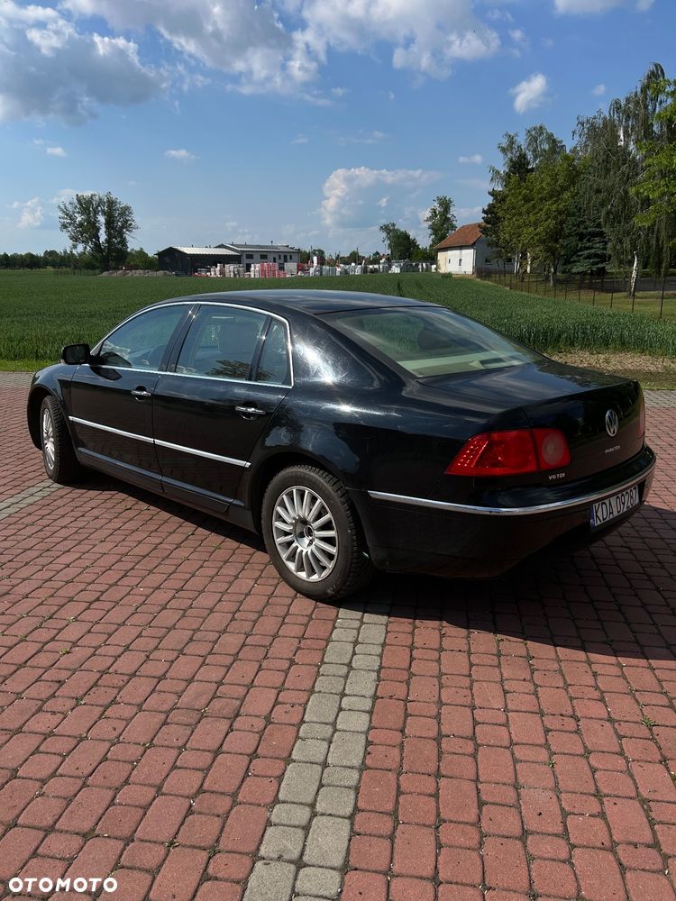 Volkswagen Phaeton - 2