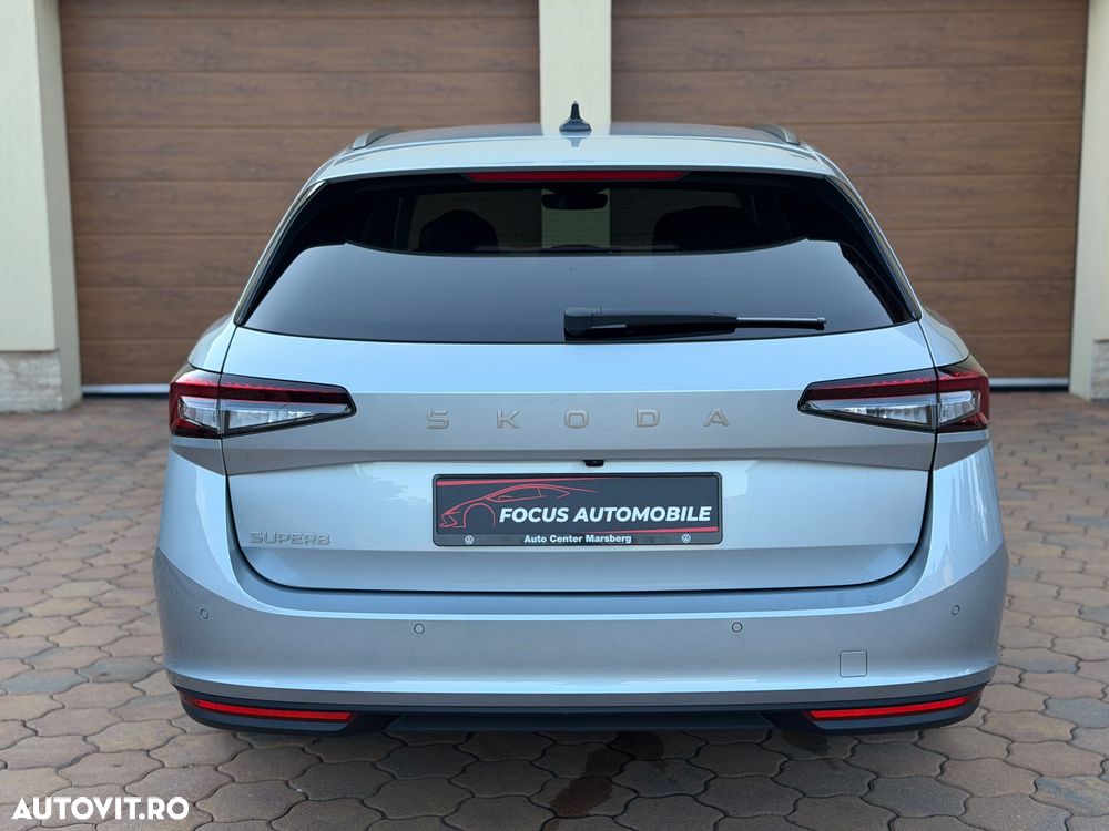 Skoda Superb 2.0 TDI DSG Premium Edition - 5