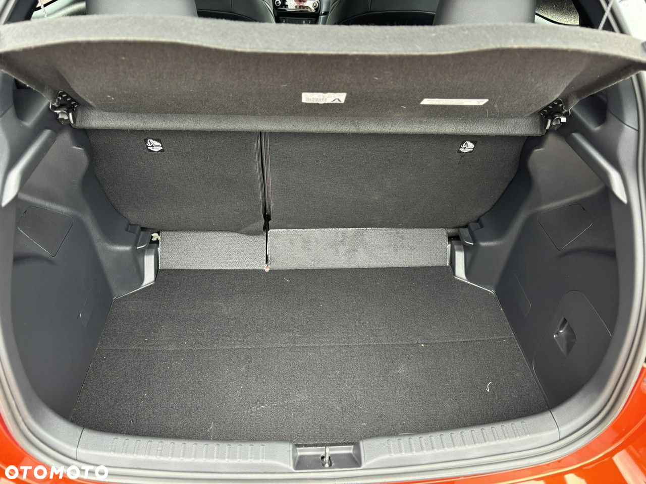 Toyota Yaris - 25
