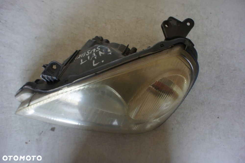 SUZUKI LIANA LAMPA LEWY PRZÓD - 2