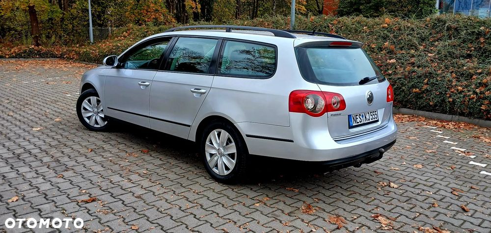 Volkswagen Passat - 2