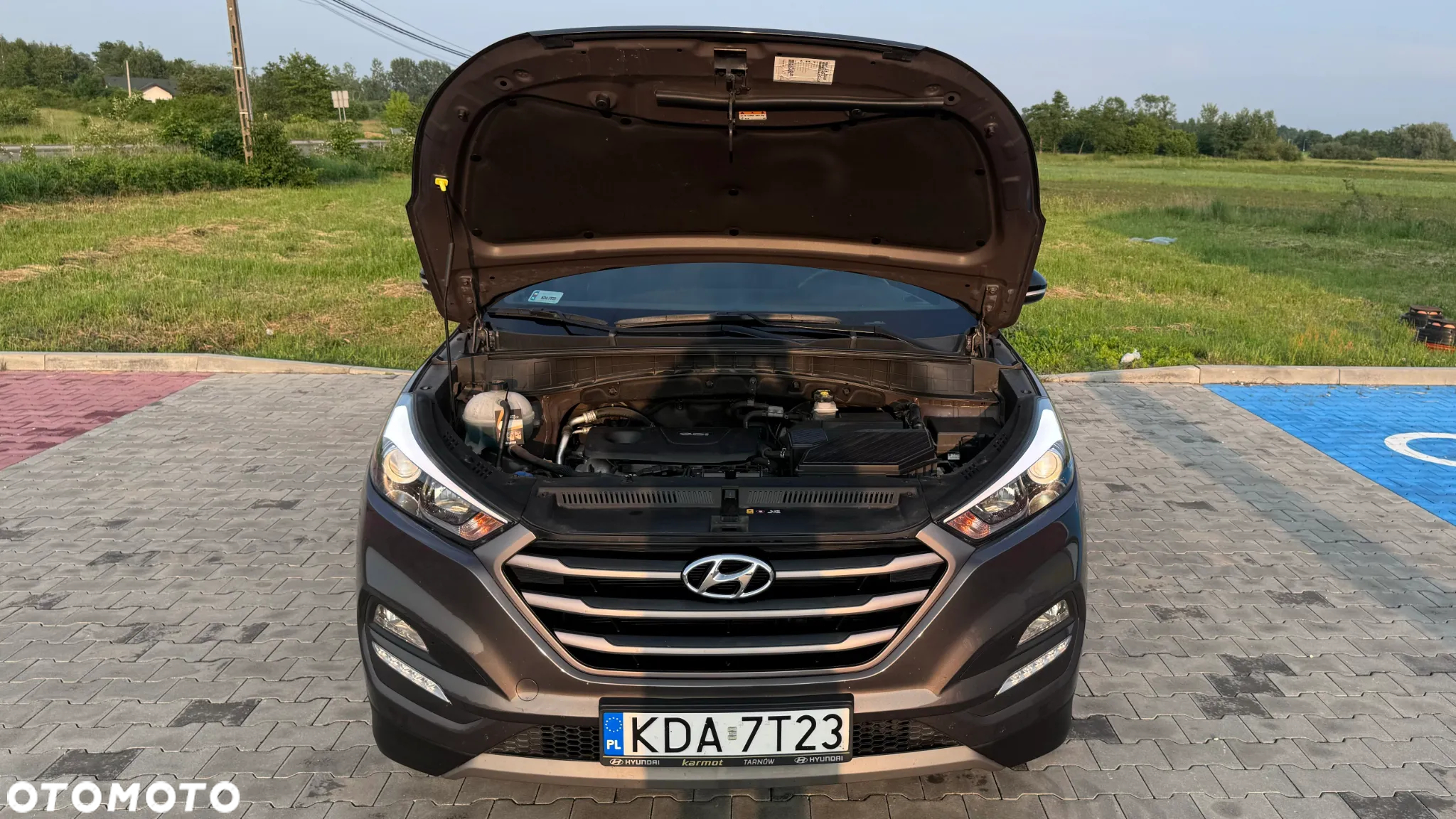 Hyundai Tucson 1.6 GDI BlueDrive GO 2WD - 9