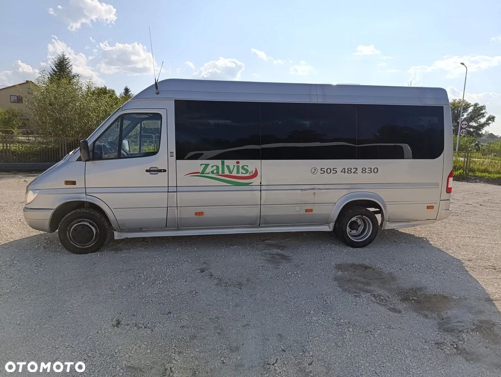 Mercedes-Benz Sprinter - 4