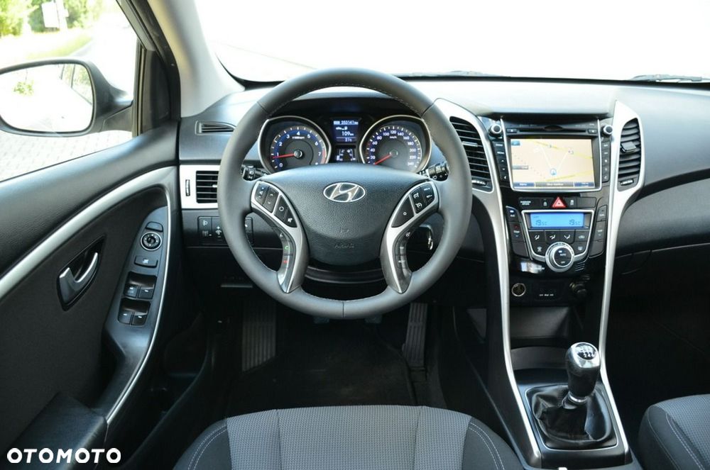Hyundai i30 - 25