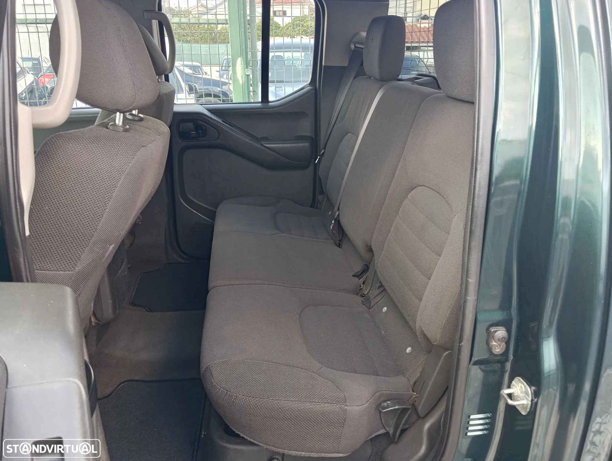 Nissan Navara 2.5 dCi CD Pilot - 13