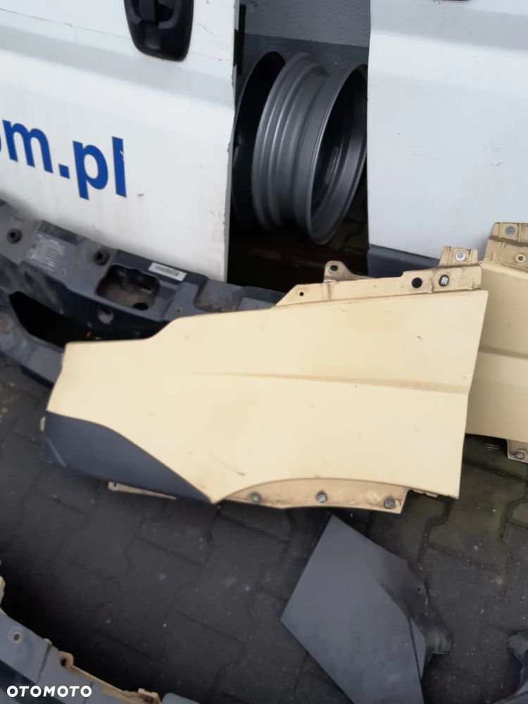 Błotnik lewy Iveco Daily 14- - 1